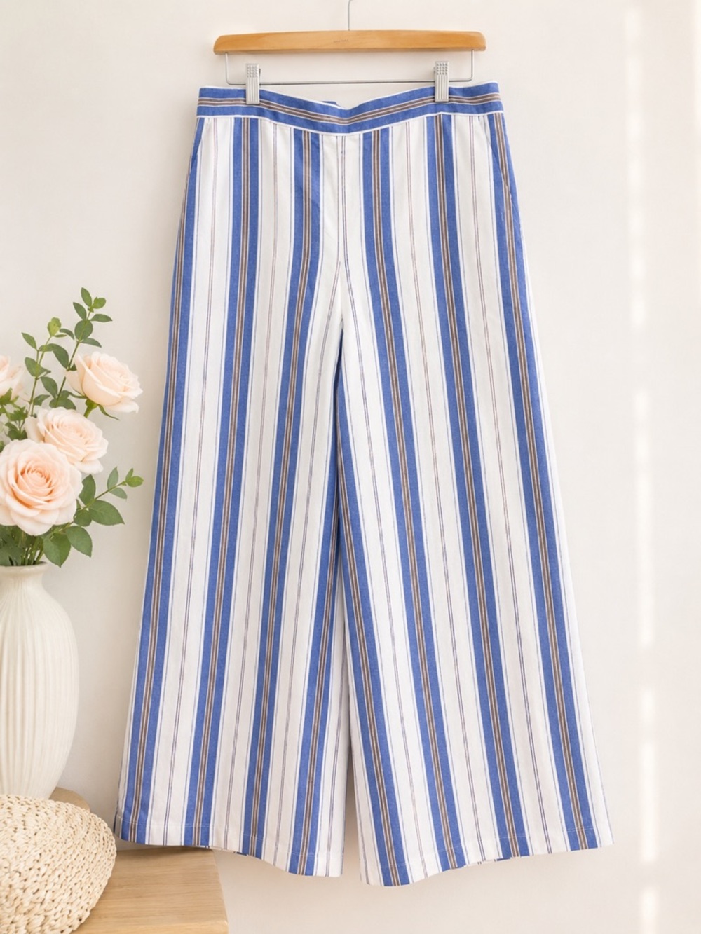NWT LOFT Linen Blend Wide Leg Striped Crop Pants Blue White Large